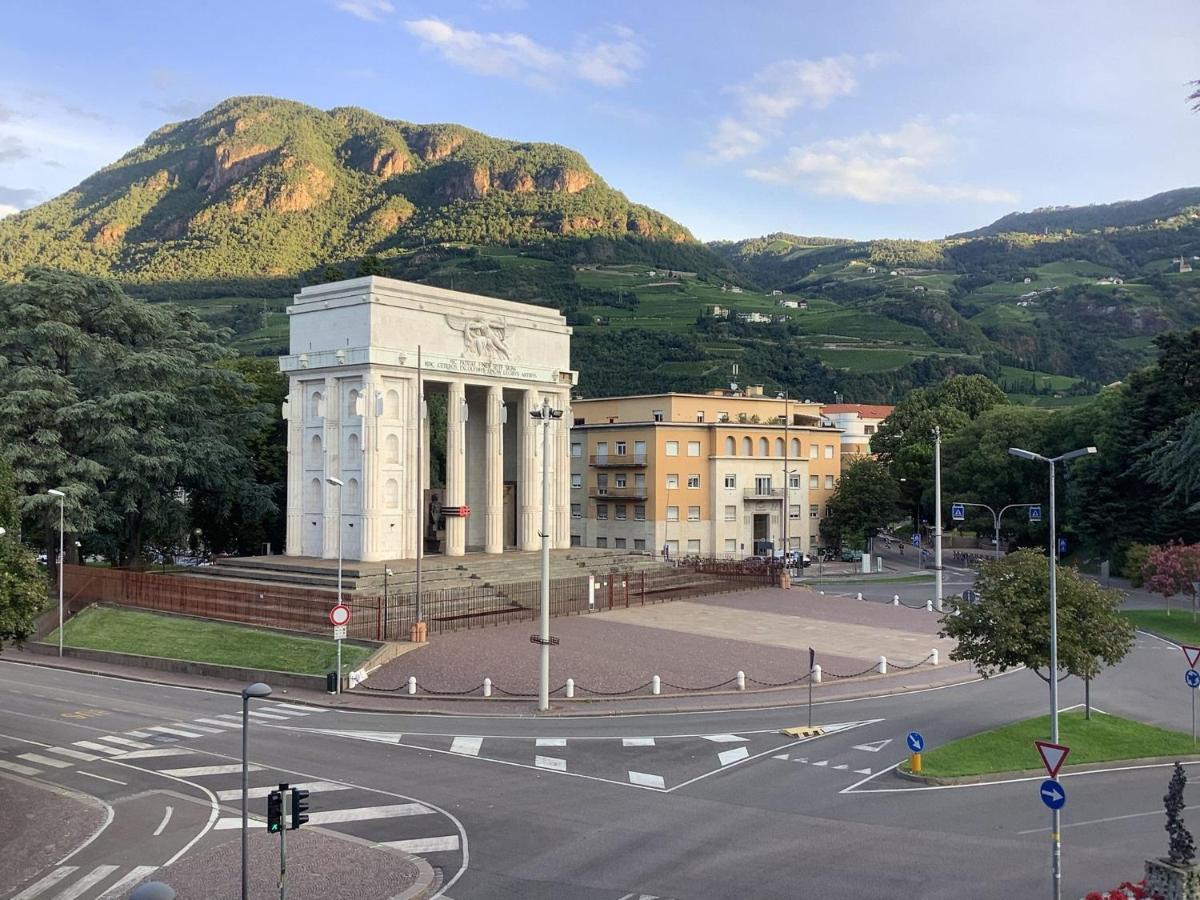 Casa Vittoria - Siegeshaus Lejlighed Bolzano Eksteriør billede